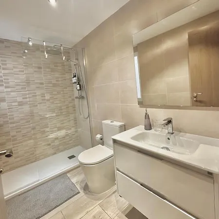 Centro Y Mar En Fuengirola, Málaga By Casa Flor * Fuengirola
